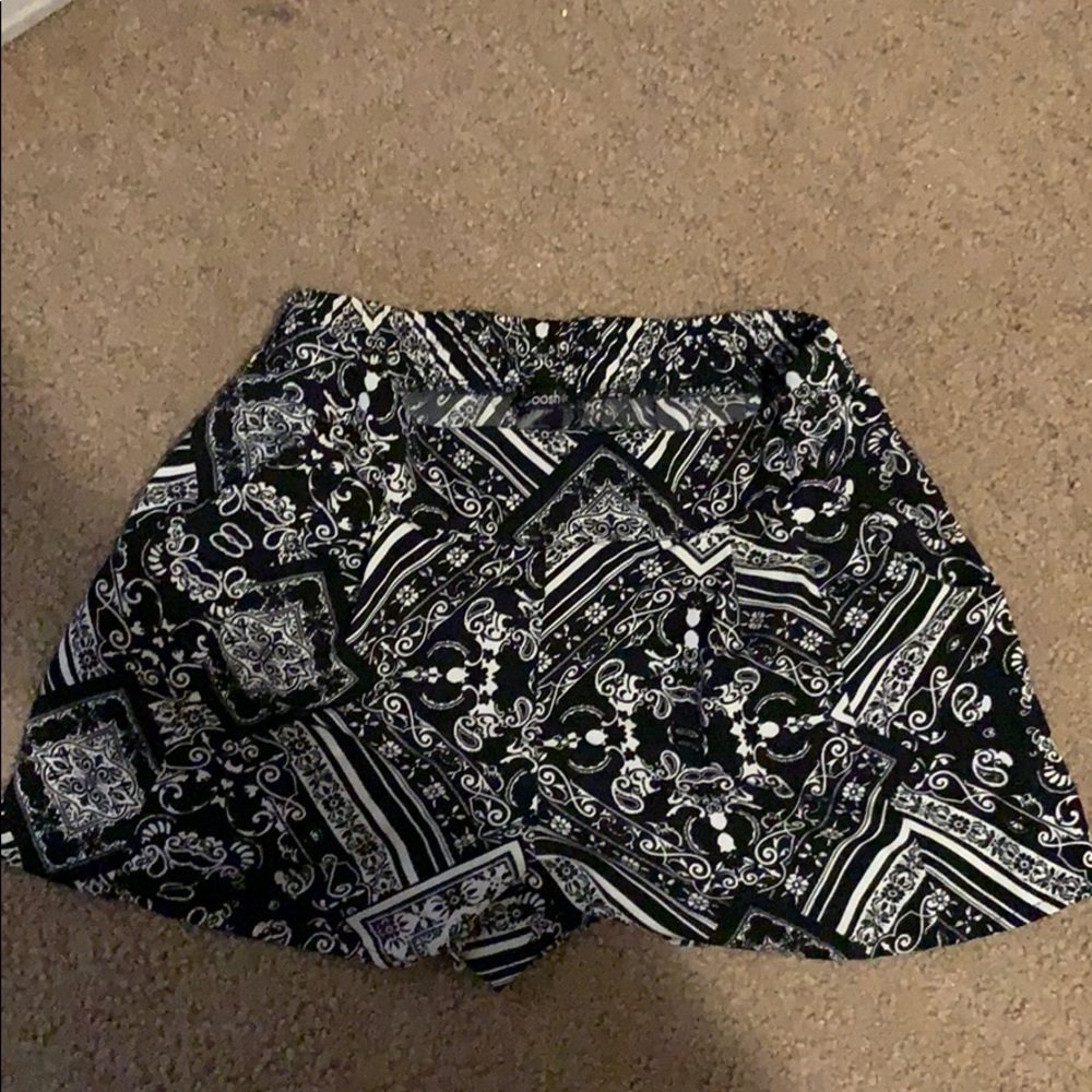 Stoosh Shorts